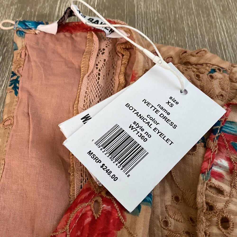 Beautiful Walter Baker Ivette Dress in Botanical Eyelet - Picture 6 of 15